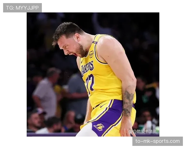 英格拉姆挡拆拉开空间助湖人攻防转换效率提升